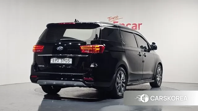 Kia The New Carnival id 3407802 из Кореи 12