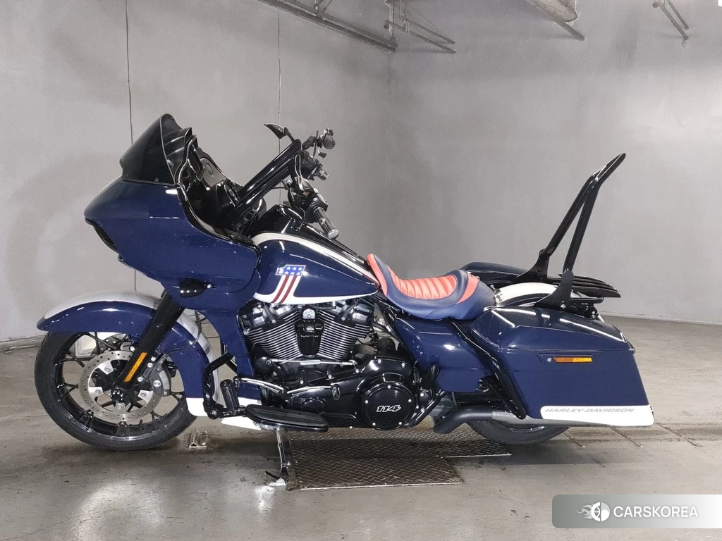 Проданный Harley-Davidson Road Glide FLTRXS1870 2020 из Японии