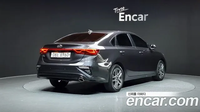 Kia Come New K3 id 2363618 из Кореи 12