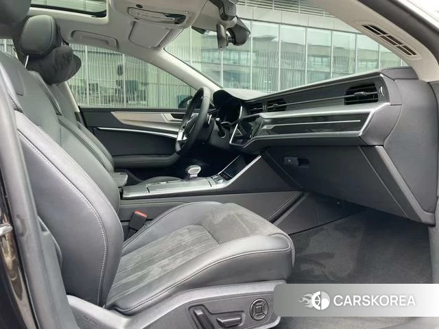 Audi A7L id 4366101 из Китая 7