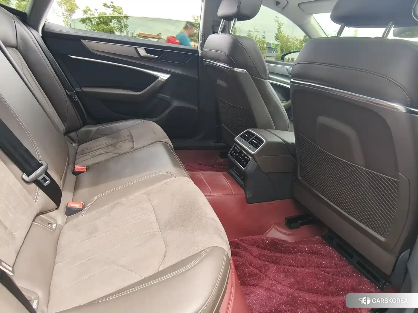 Audi A7L id 4570807 из Китая 10