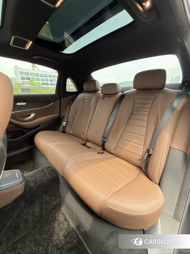 Mercedes-Benz E-class PHEV 2022 Черный из Китая, фото 5