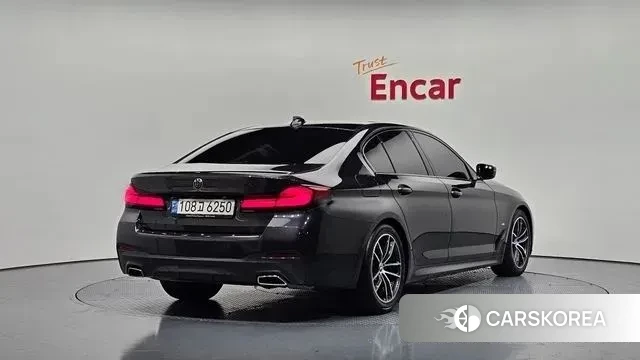 BMW 5 Series (G30) id 3659943 из Кореи 12