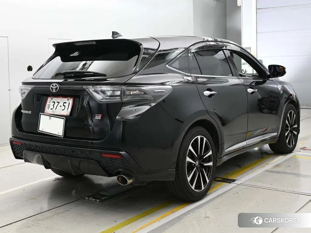 Toyota Harrier 2018 из Японии, фото 2