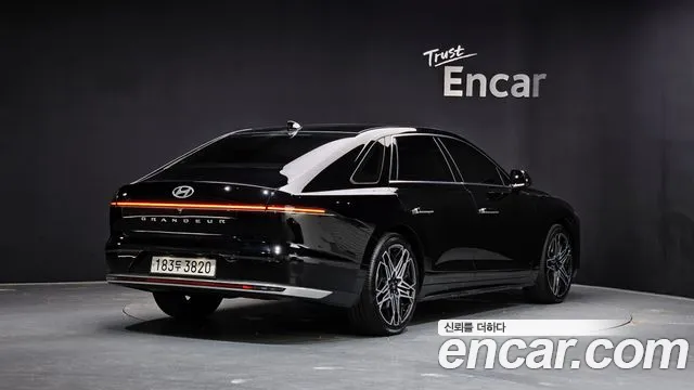 Hyundai Grandeur Hybrid (GN7) id 2640641 из Кореи 12