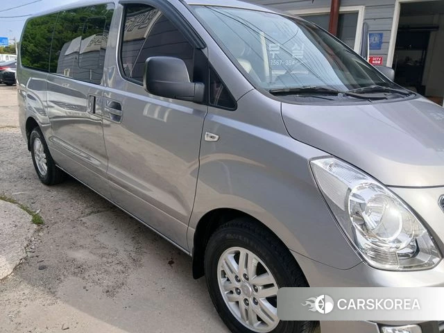 Hyundai Grand Starex 2018 Серебристо-серый из Кореи, фото 5