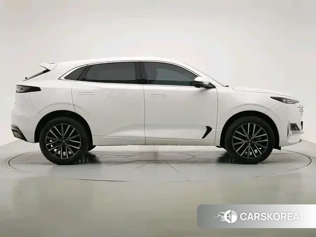 Chang'an Changan UNI-K 2023 Белый из Китая, фото 2