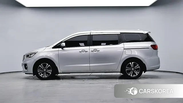 Kia The New Carnival id 3779115 из Кореи 12