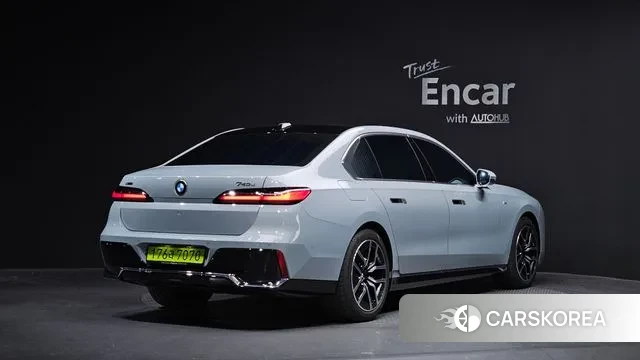 BMW 7 Series (G70) id 3436797 из Кореи 12