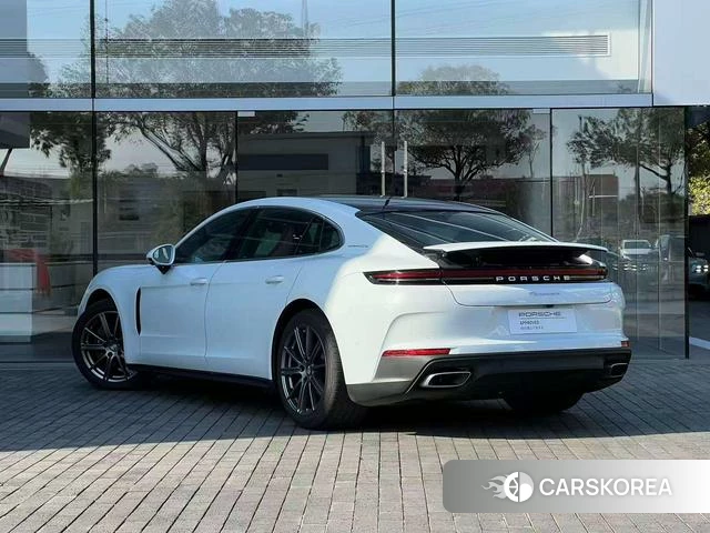 Porsche Panamera 2025 Белый из Китая, фото 4