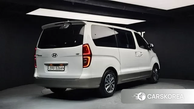 Hyundai The New Grand Starex id 3536417 из Кореи 12