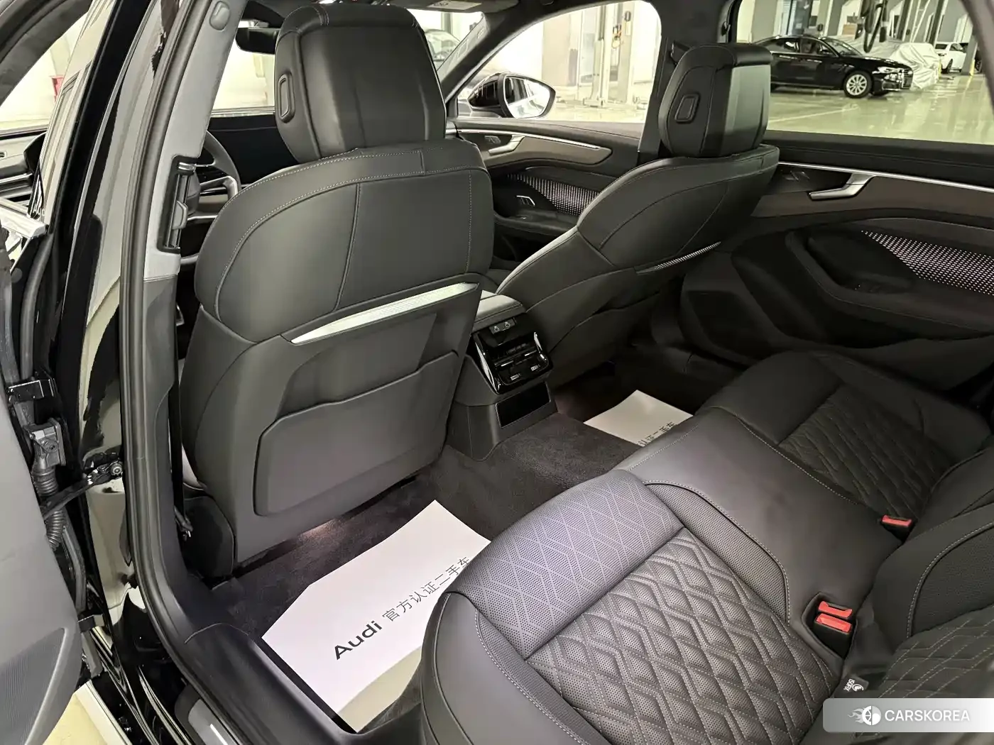 Audi A6L 2026 Черный из Китая, фото 2
