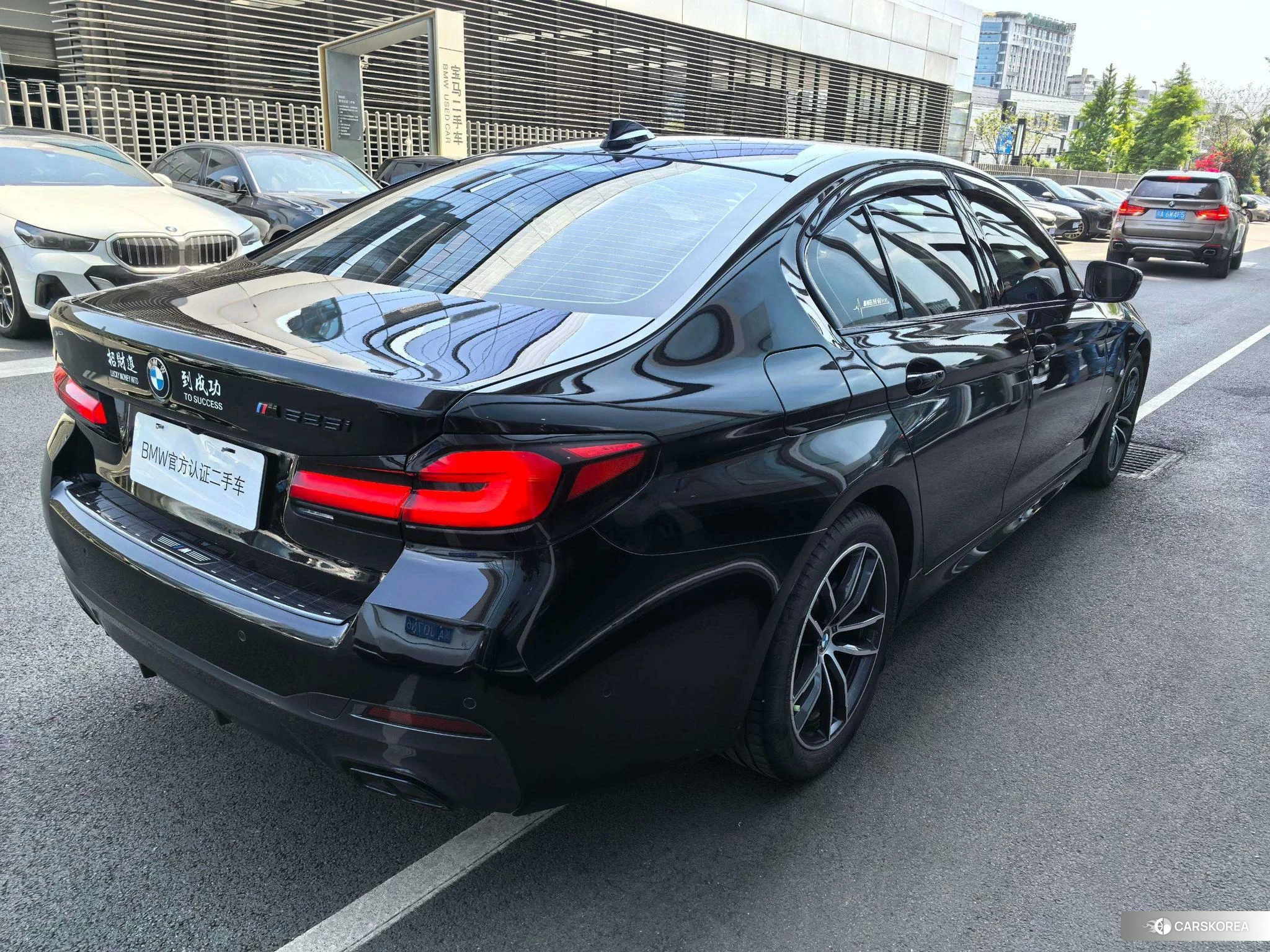 BMW 5 series (imported) 2021 Черный из Китая, фото 2
