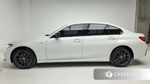BMW 3 series id 4275818 из Китая 9