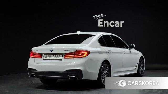 BMW 5 Series (G30) id 4356592 из Кореи 12
