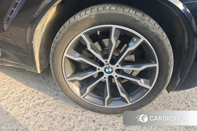 BMW X3 id 4275770 из Китая 9
