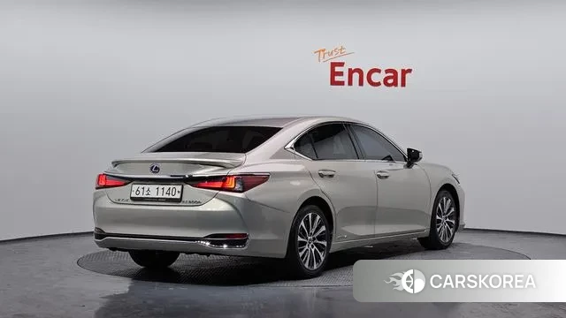 Lexus ES300h 7th generation id 3779064 из Кореи 12