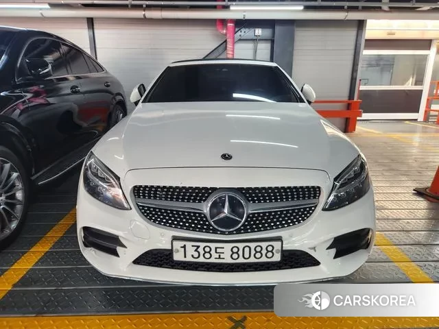 Mercedes-Benz C-Class W205 2019 Белый из Кореи, фото 2