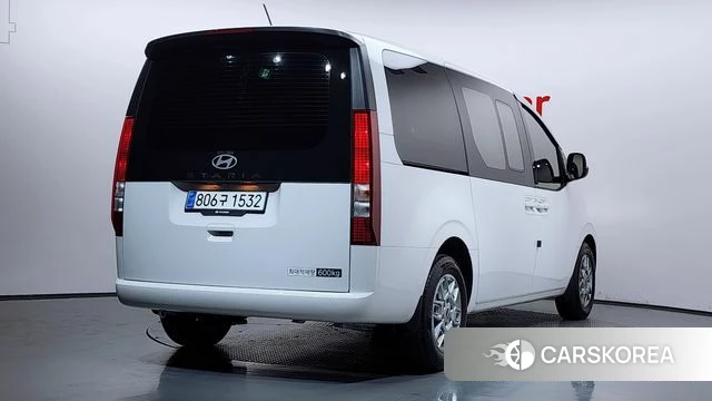 Hyundai Staria id 3952597 из Кореи 12