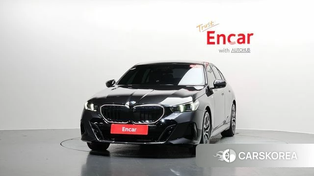 BMW 5 Series (G60) id 4639911 из Кореи 12
