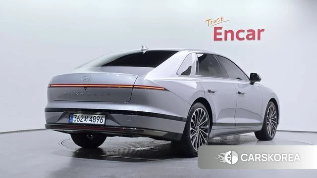 Hyundai Grandeur Hybrid (GN7) id 4720369 из Кореи 12