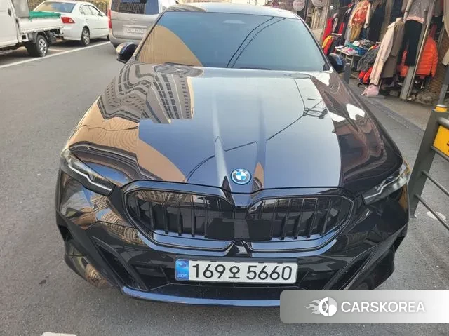 BMW 5 Series (G60) id 3769695 из Кореи 7