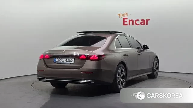 Mercedes-Benz E-Class W214 id 3663930 из Кореи 12