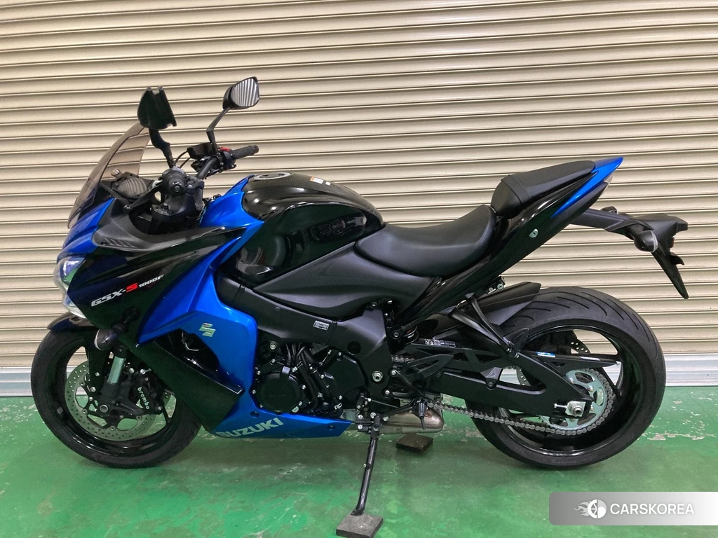 Проданный Suzuki GSX-S1000F 2020 из Японии