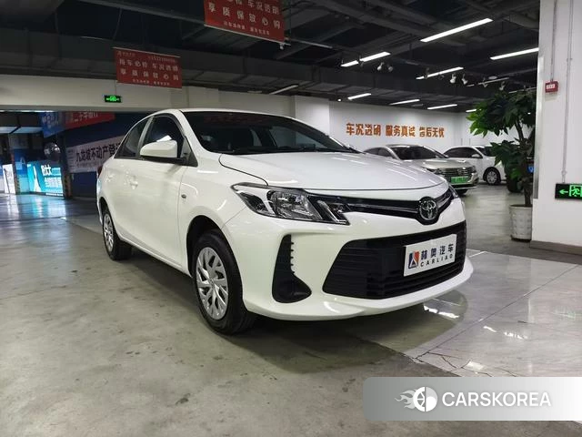 Toyota Vios 2021 Белый из Китая, фото 2