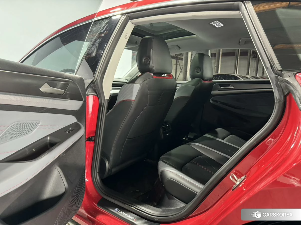 Volkswagen Lingdu 2022 Красный из Китая, фото 3