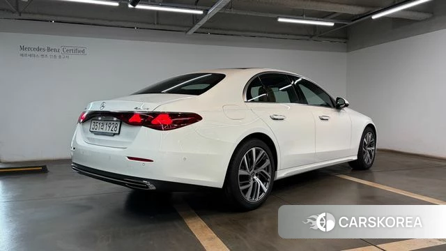 Mercedes-Benz E-Class W214 id 4664819 из Кореи 12