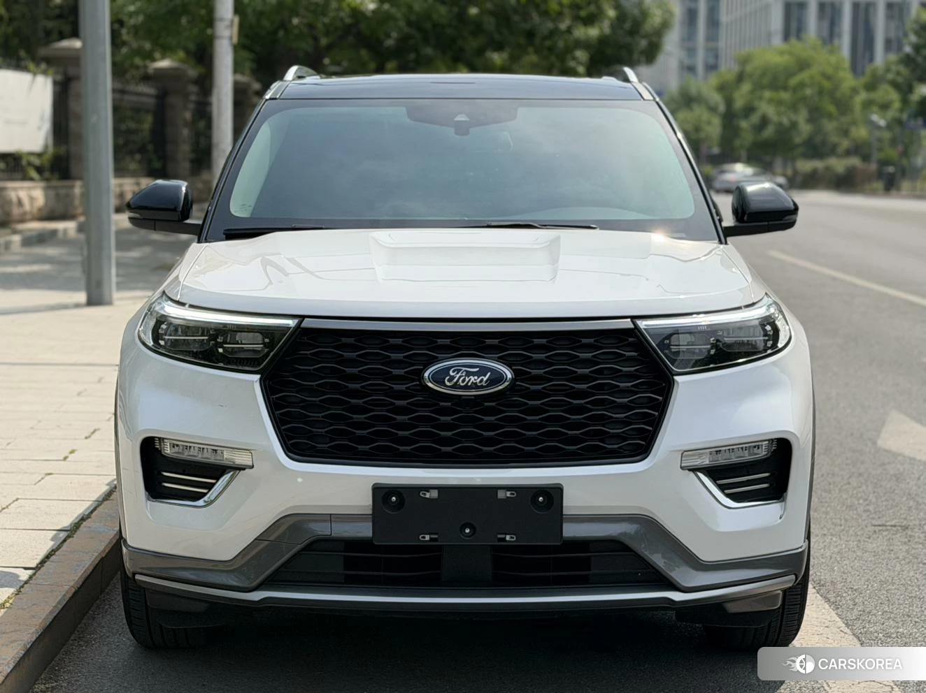 Ford Explorer id 4405885 из Китая 12
