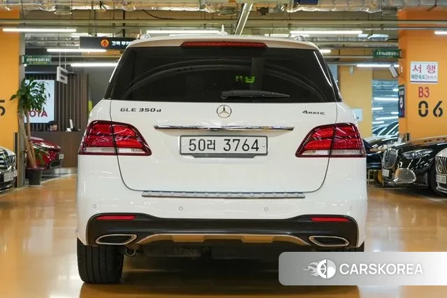 Mercedes-Benz GLE - Class W166 id 3494621 из Кореи 12