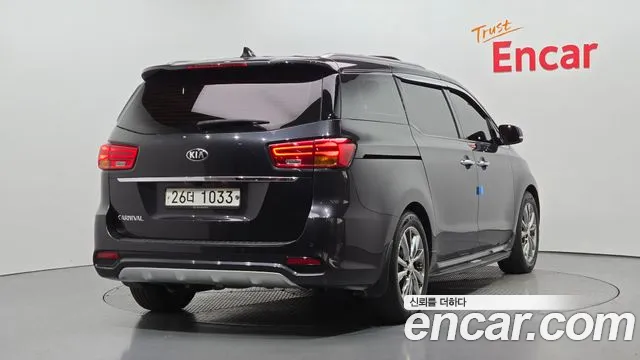 Kia The New Carnival id 2765477 из Кореи 12