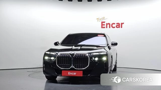 BMW 7 Series (G70) id 4279824 из Кореи 12