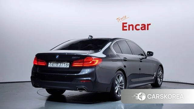 BMW 5 Series (G30) id 4465203 из Кореи 12