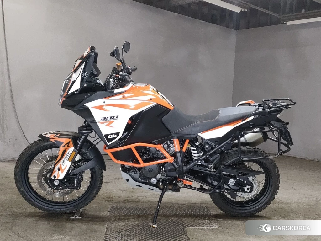 Проданный KTM 1290 SUPER ADVENTURE R 2017 из Японии