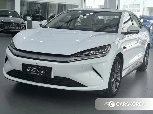 BYD Qin L EV 2025 Белый из Китая, фото 5