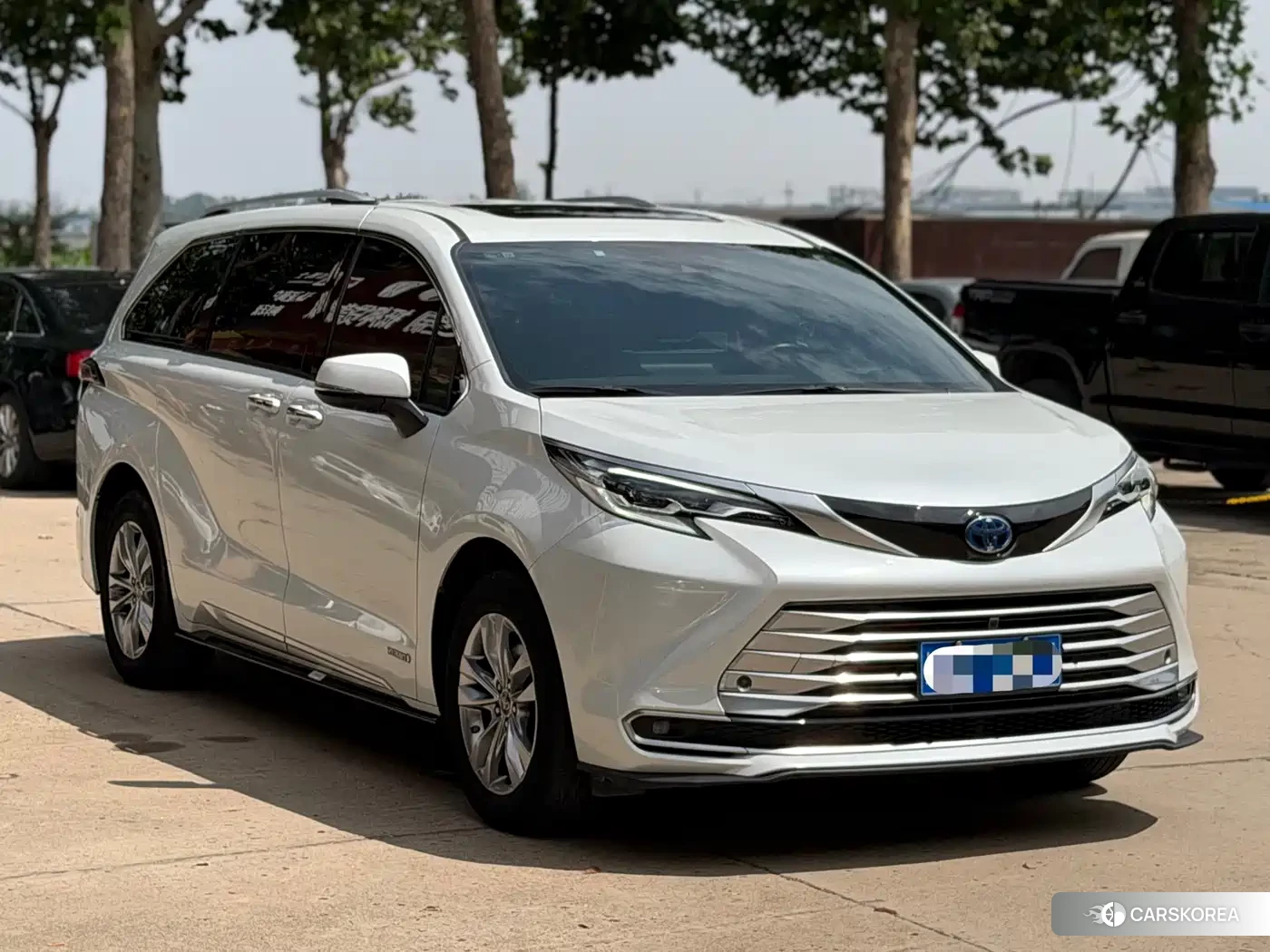 Toyota Sienna id 4634713 из Китая 11