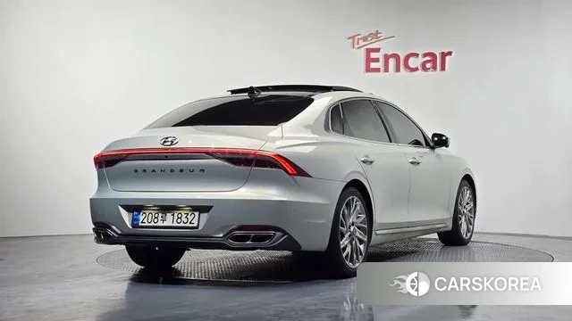 Hyundai The New Grandeur IG id 3600924 из Кореи 12