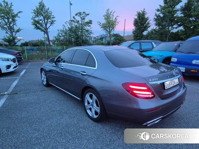 Mercedes-Benz E-Class W212 2018 Серый из Кореи, фото 6