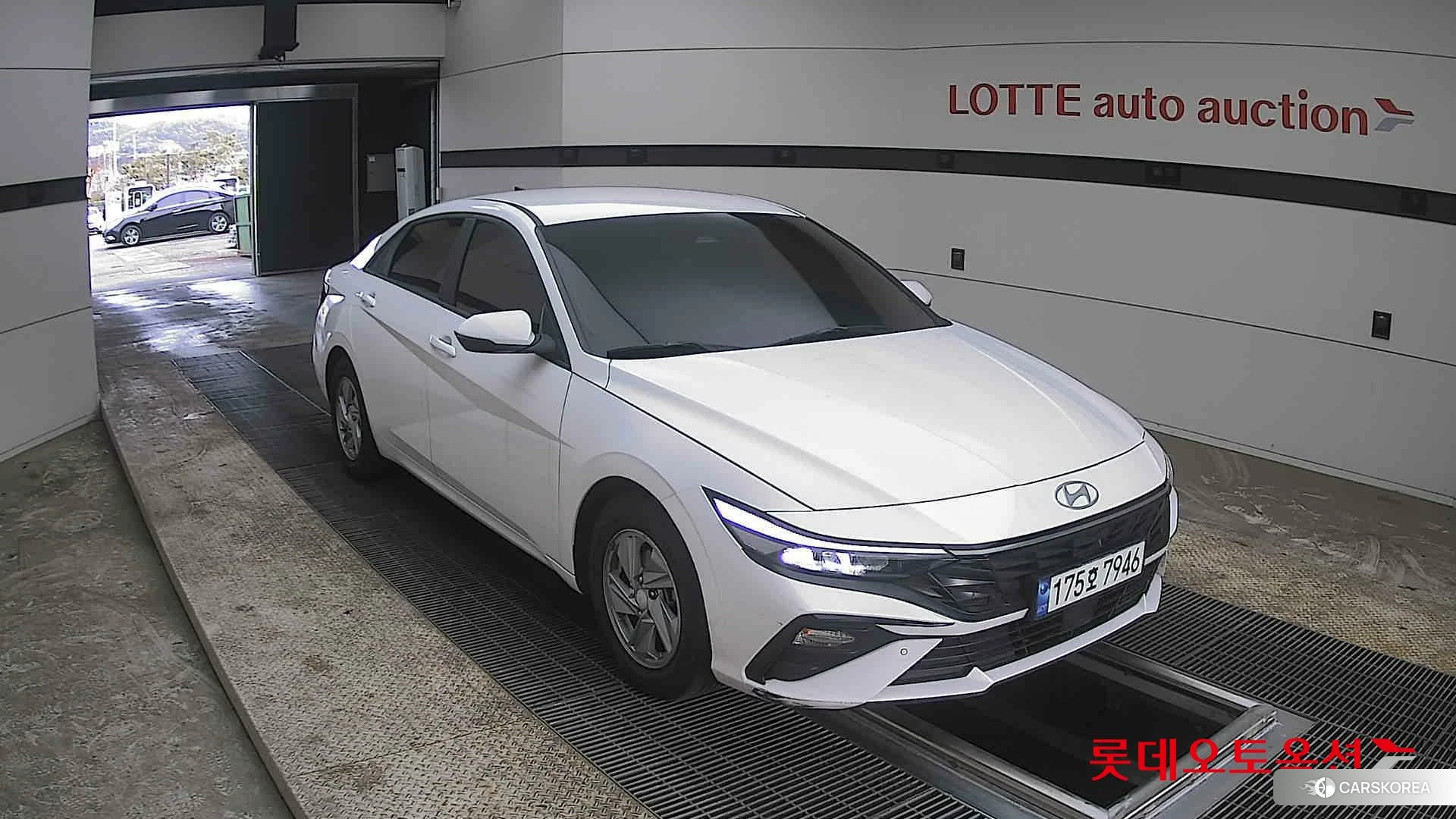 Hyundai Avante id 3875823 из Кореи 12