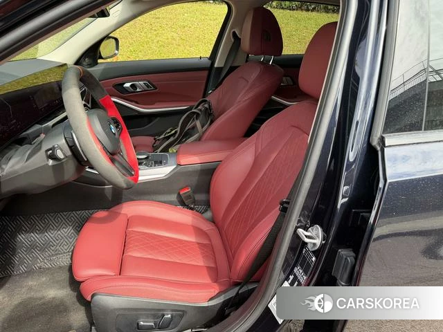 BMW 3 series 2024 Черный из Китая, фото 4