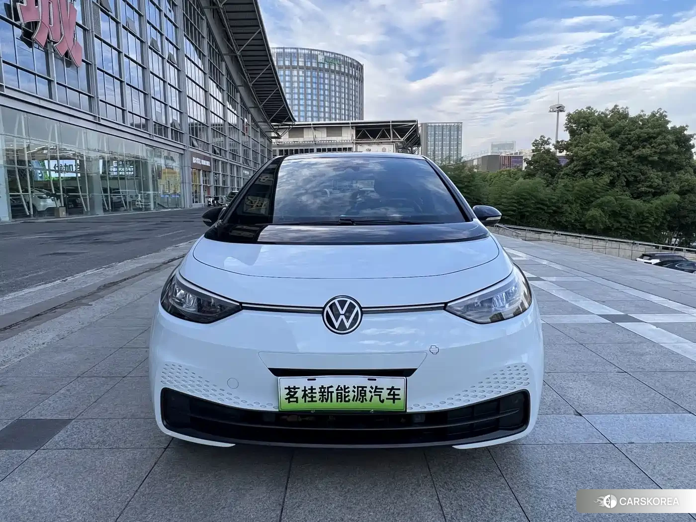 Volkswagen ID.3 2023 Белый из Китая, фото 2