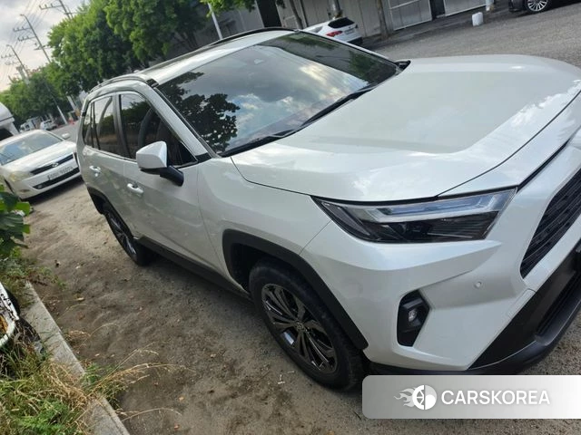 Toyota RAV4 5th Generation 2023 Белый из Кореи, фото 6