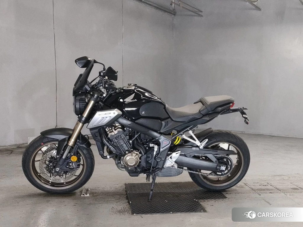 Проданный Honda CB650R 2019 из Японии, фото 2