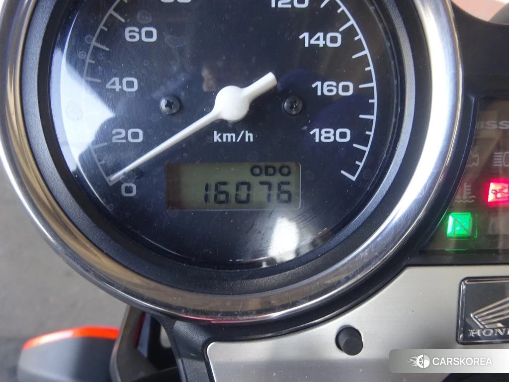 Проданный Honda CB400SF 2012 из Японии, фото 2