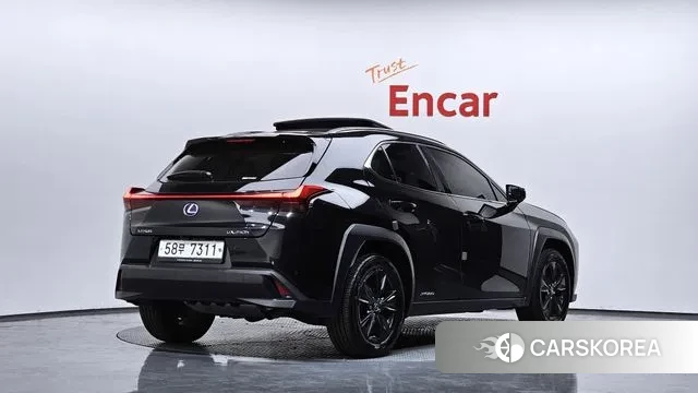 Lexus UX250h id 3766307 из Кореи 12
