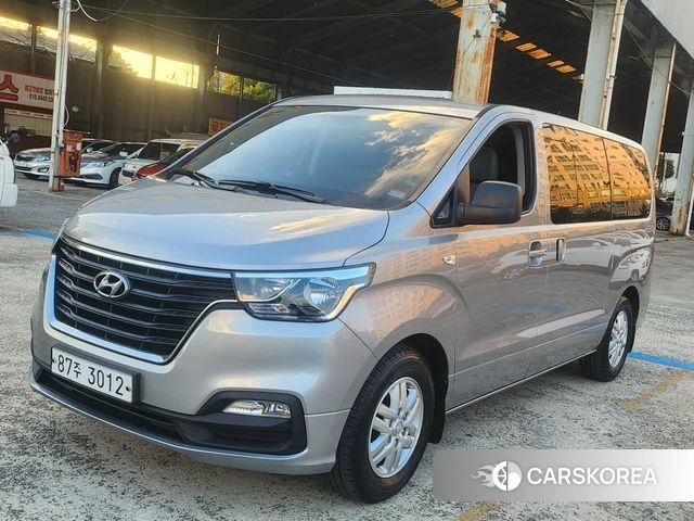 Hyundai The New Grand Starex 2019 Серебряный из Кореи, фото 2