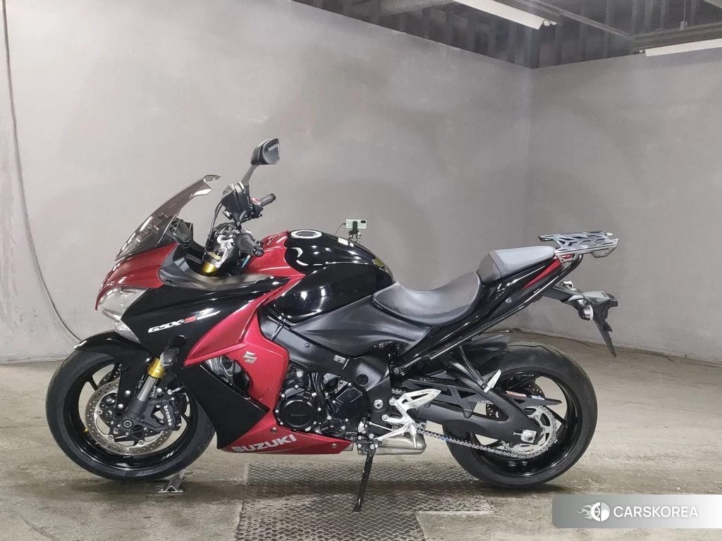 Проданный Suzuki GSX-S1000F 2017 из Японии, фото 2